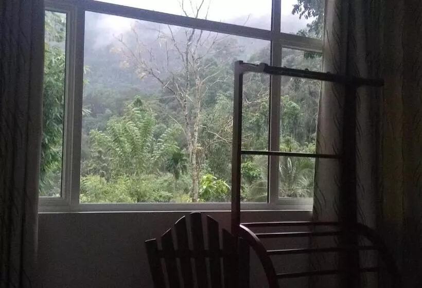 Hotelli Evergreen Villa  Sinharaja