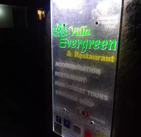 Hotelli Evergreen Villa  Sinharaja