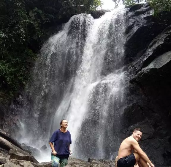 Hotelli Evergreen Villa  Sinharaja