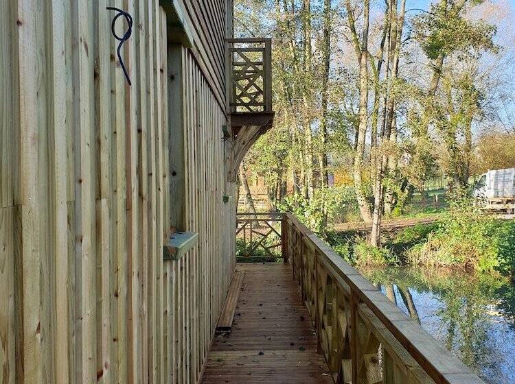 فندق Etangs Du Moulin