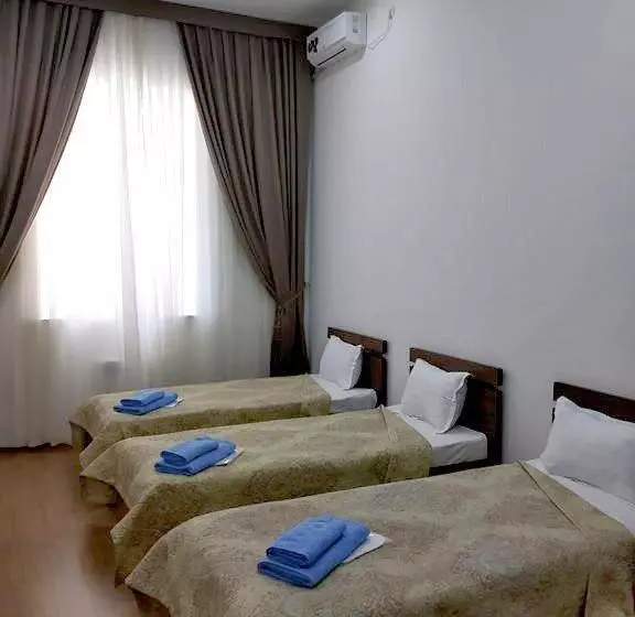 A Hotel Ex Magistral