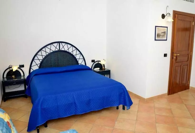 هتل Principe Di Rinella