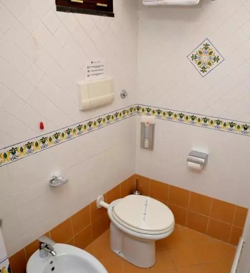 هتل Principe Di Rinella