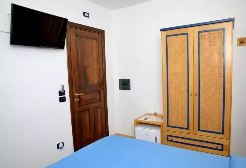 هتل Principe Di Rinella