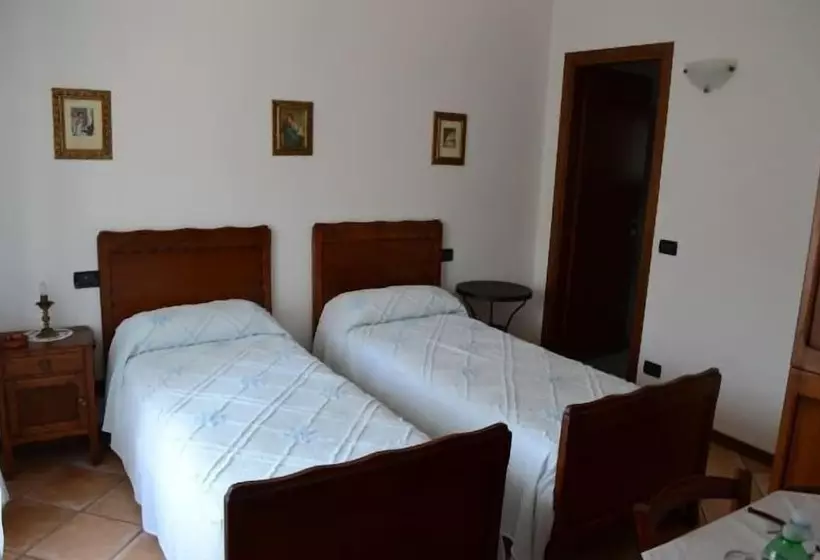 Maaseutuhotelli Agriturismo Cà Trinchè