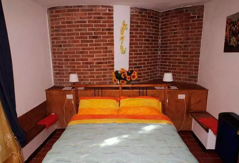 Maaseutuhotelli Agriturismo Tiberio