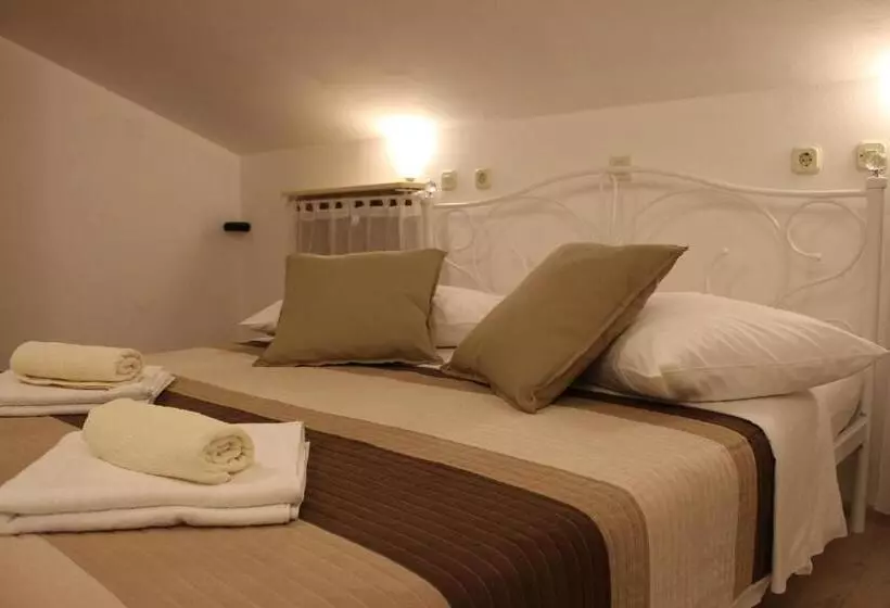 ペンション Guesthouse Casetta Verde