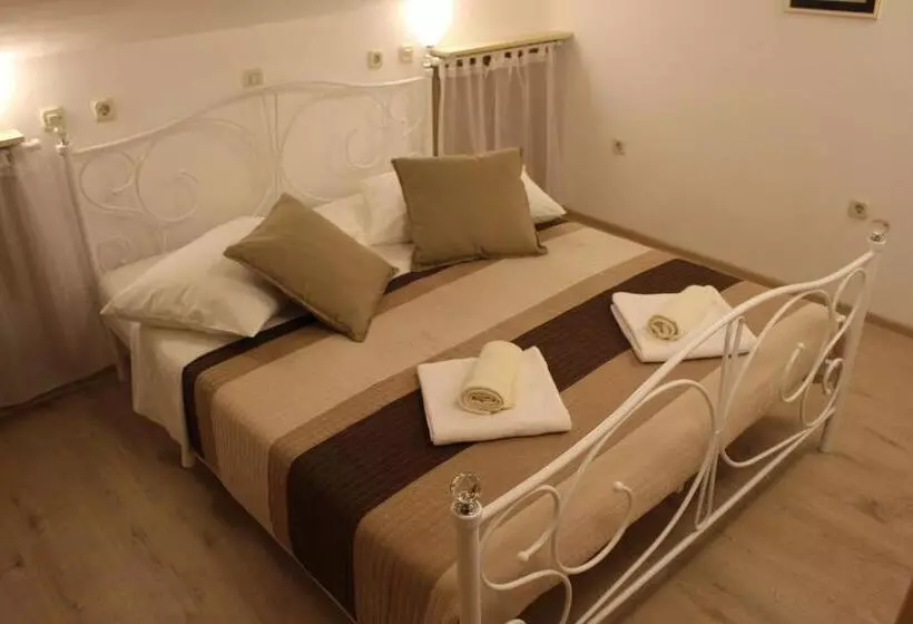 ペンション Guesthouse Casetta Verde