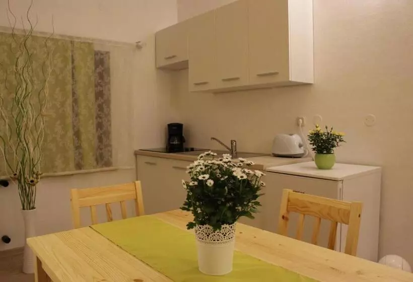 ペンション Guesthouse Casetta Verde