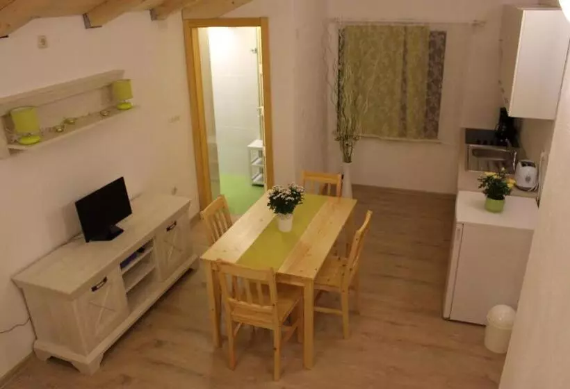 ペンション Guesthouse Casetta Verde