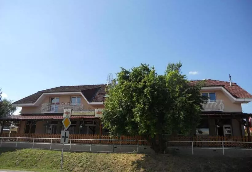 Majatalo Penzion Kaplna