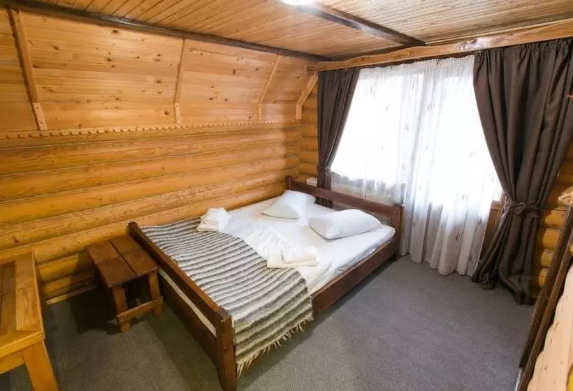 هتل Karpaty Migoo