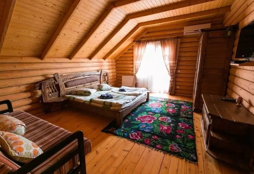 هتل Karpaty Migoo