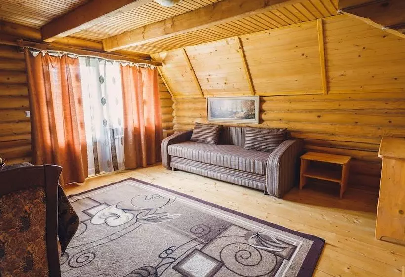 هتل Karpaty Migoo