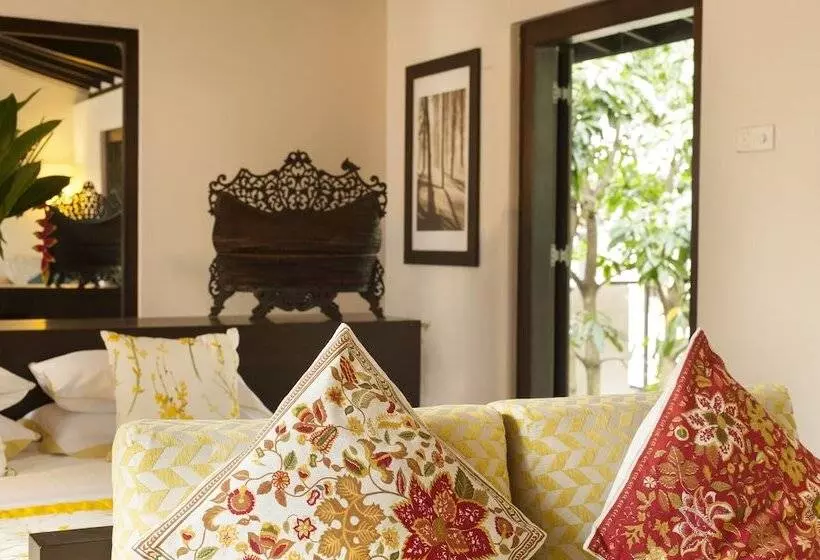 پانسیون Greenwinds Villa