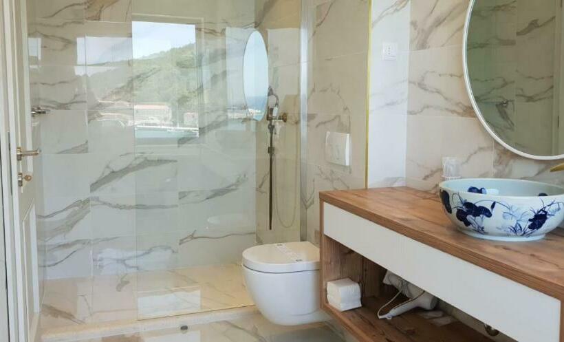 פנסיון Augusta