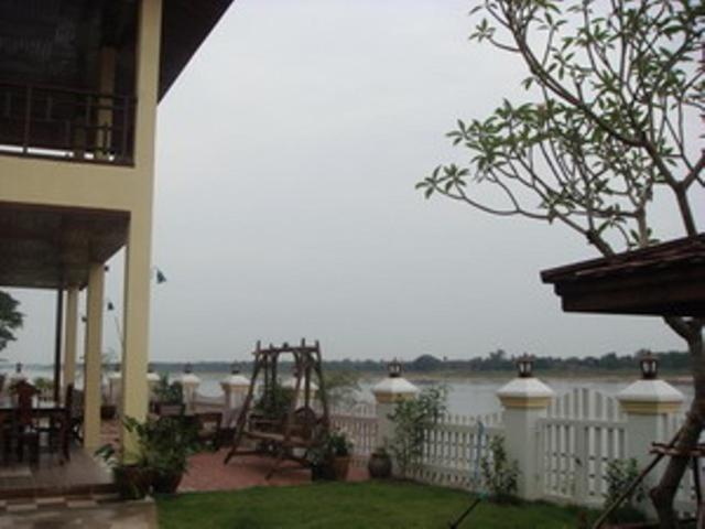 ペンション Keerawan House Rim Khong