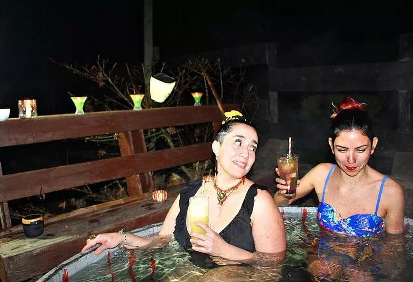 Majatalo Lodge Los Bosques