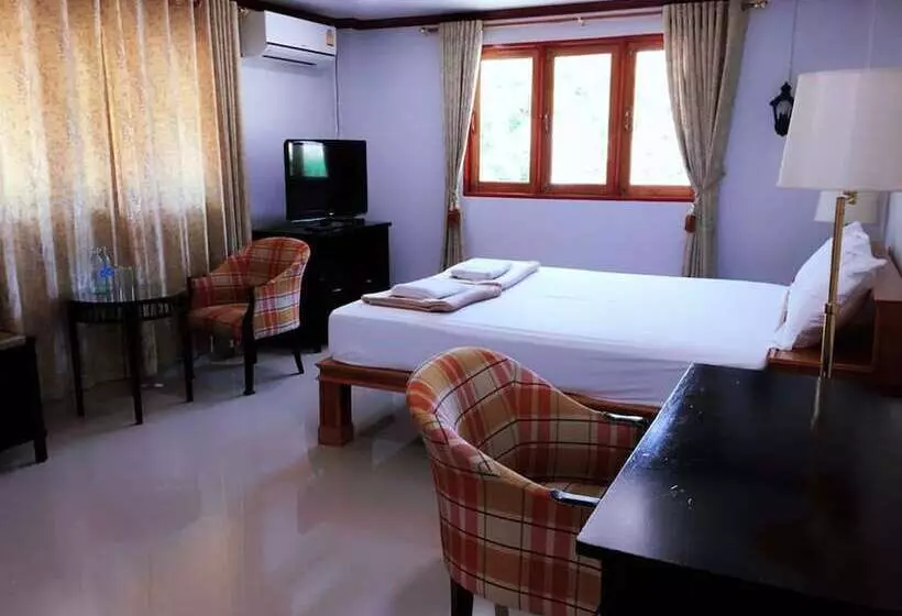 Majatalo The Train Guesthouse