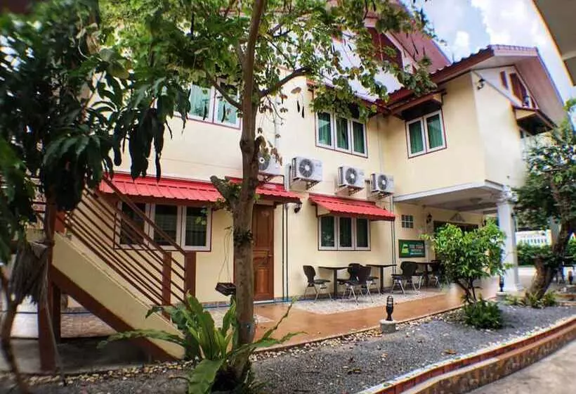 Majatalo The Train Guesthouse