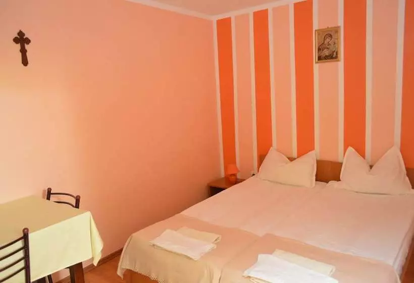 Pensiunea La Cetate Slimnic