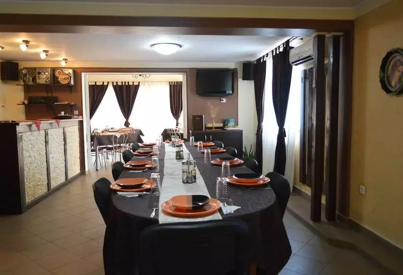 Pensiunea La Cetate Slimnic