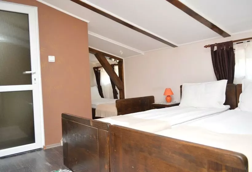 Pensiunea La Cetate Slimnic