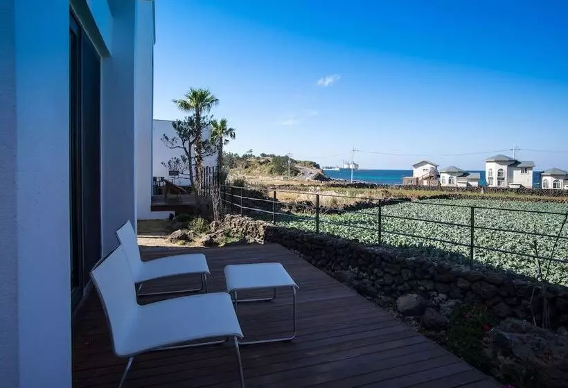 Hotelli Aewol Bada Town House