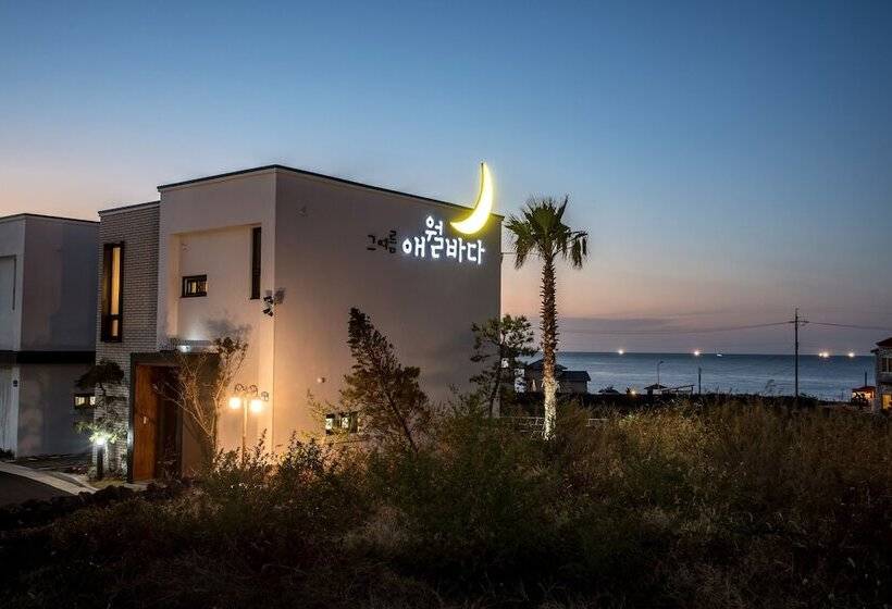 Hotel Aewol Bada Town House