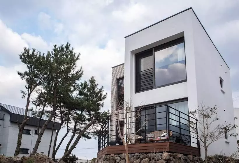 Hotelli Aewol Bada Town House