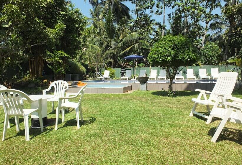 فندق Hikka Villa