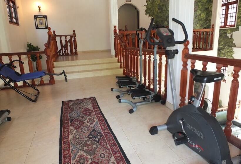 فندق Hikka Villa