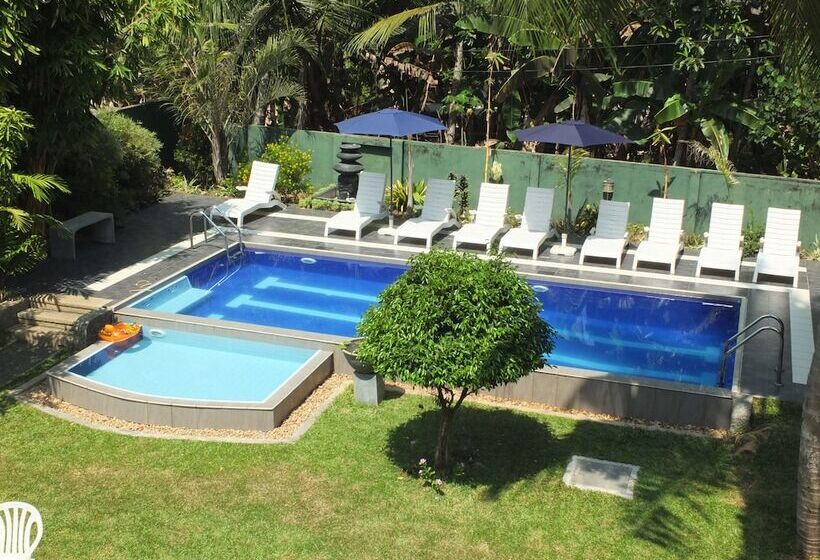 فندق Hikka Villa