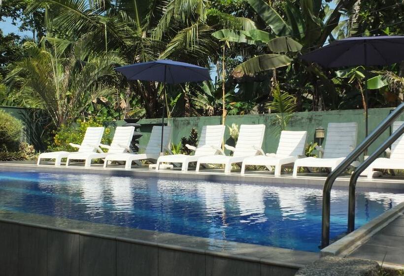 فندق Hikka Villa