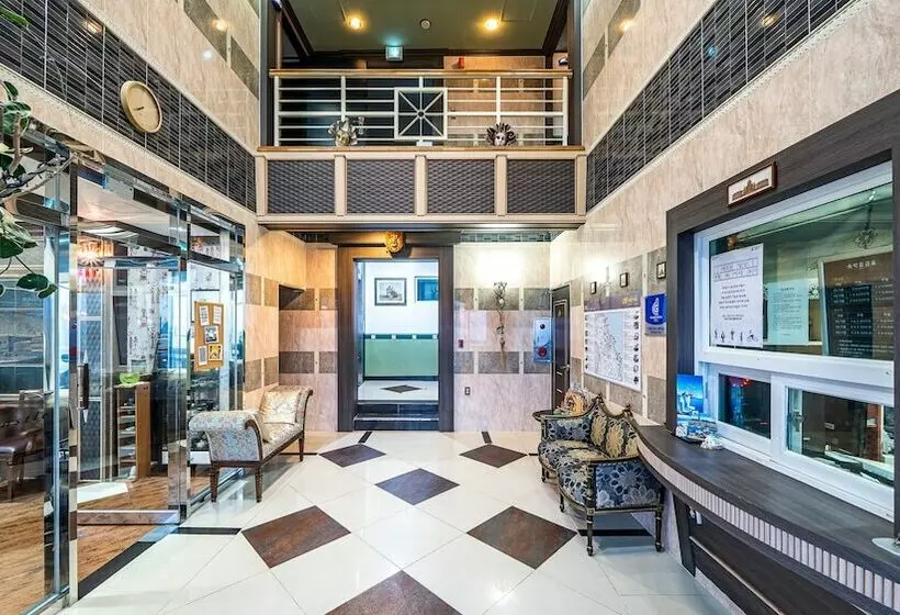 Hotelli Gangneung Pension Sea And   Pet Friendly