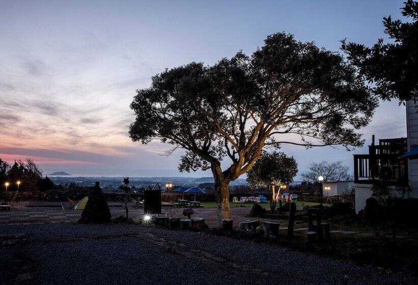 בית מלון כפרי Jeju Nollmung