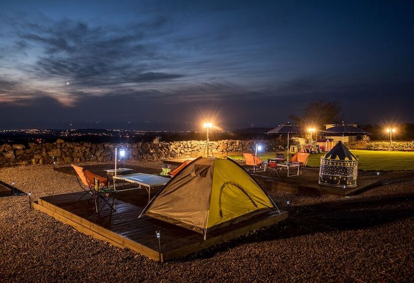 בית מלון כפרי Jeju Nollmung