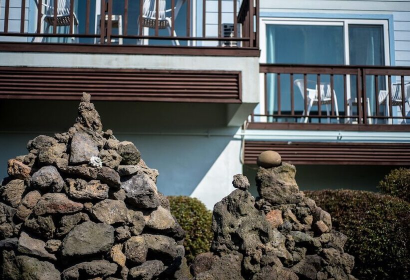 בית מלון כפרי Jeju Nollmung