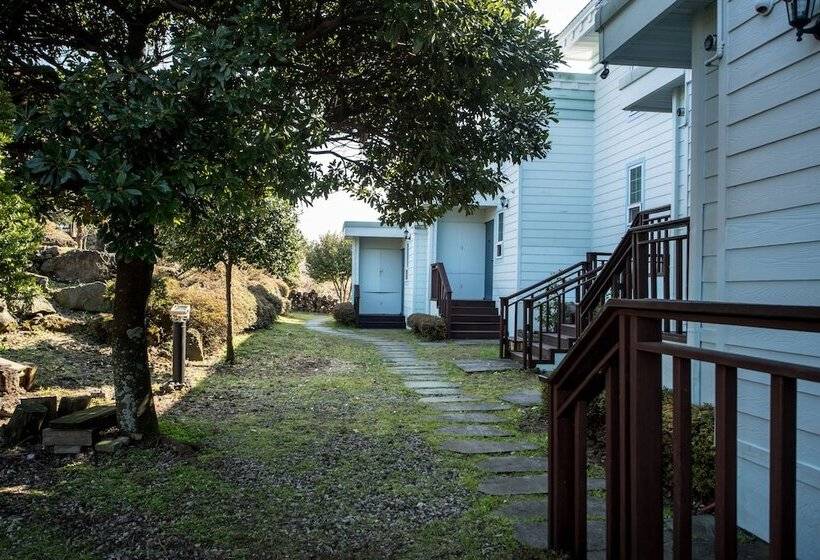 בית מלון כפרי Jeju Nollmung