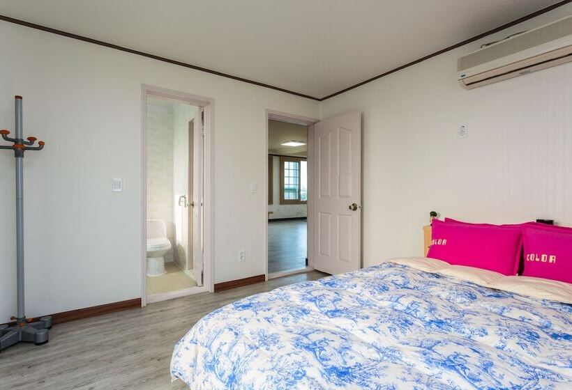 فندق Jejuwayo Pension