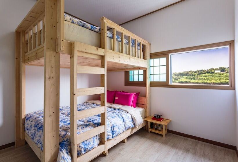 فندق Jejuwayo Pension