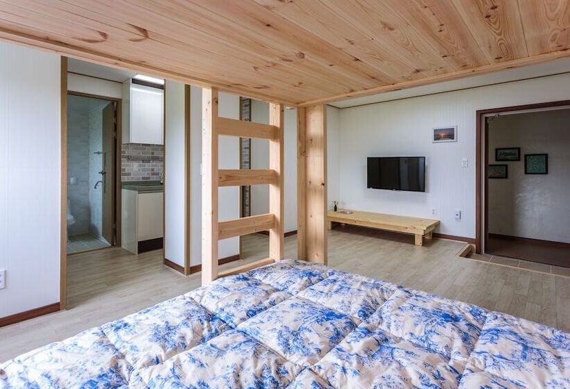 فندق Jejuwayo Pension