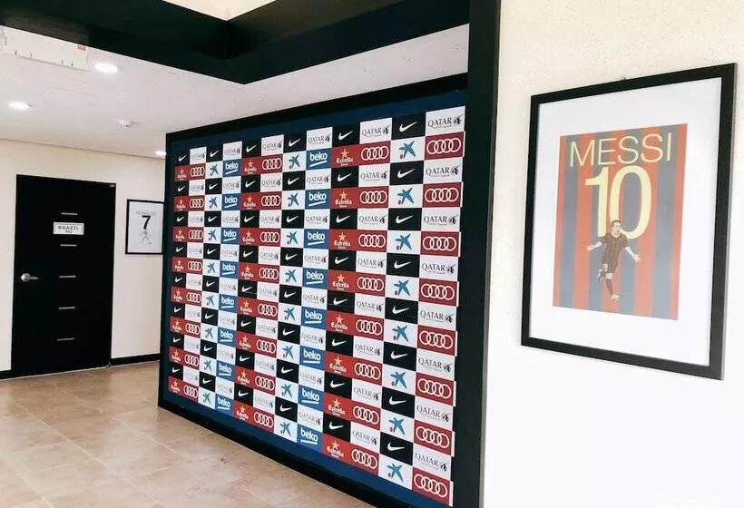 ホテル Leeds Pension