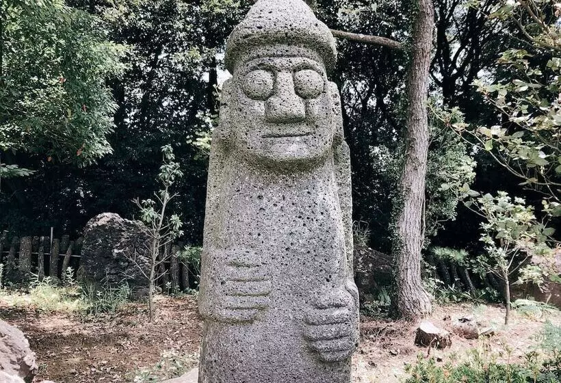 ホテル Leeds Pension