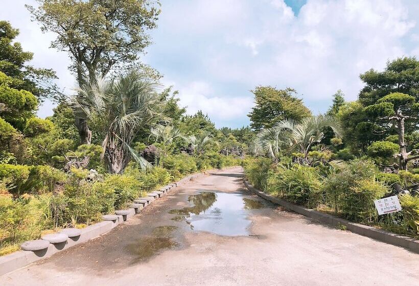 Szálloda Leeds Pension