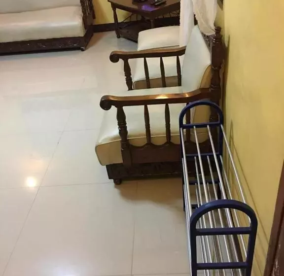 ホテル Pines Mansion