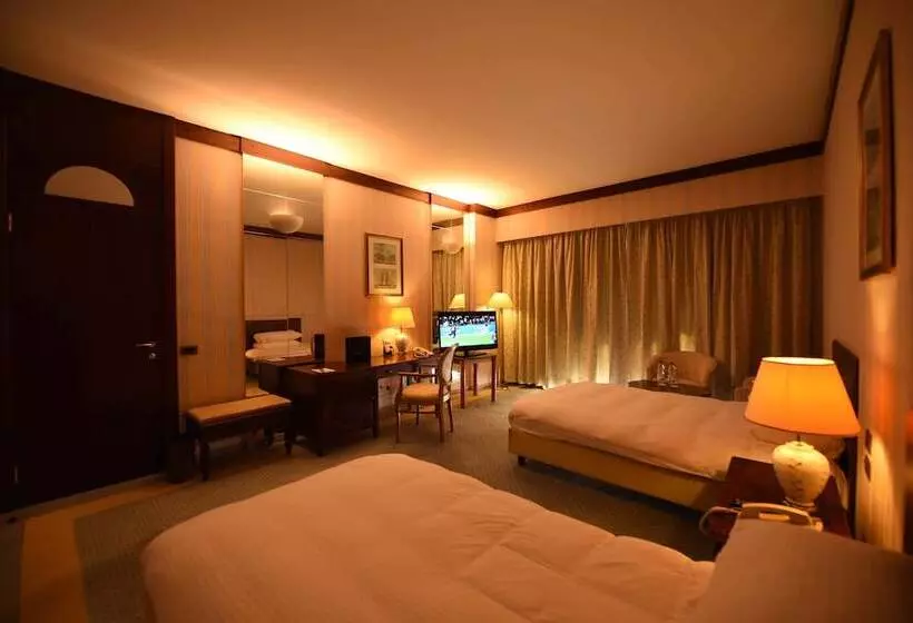 هتل Asmara Palace