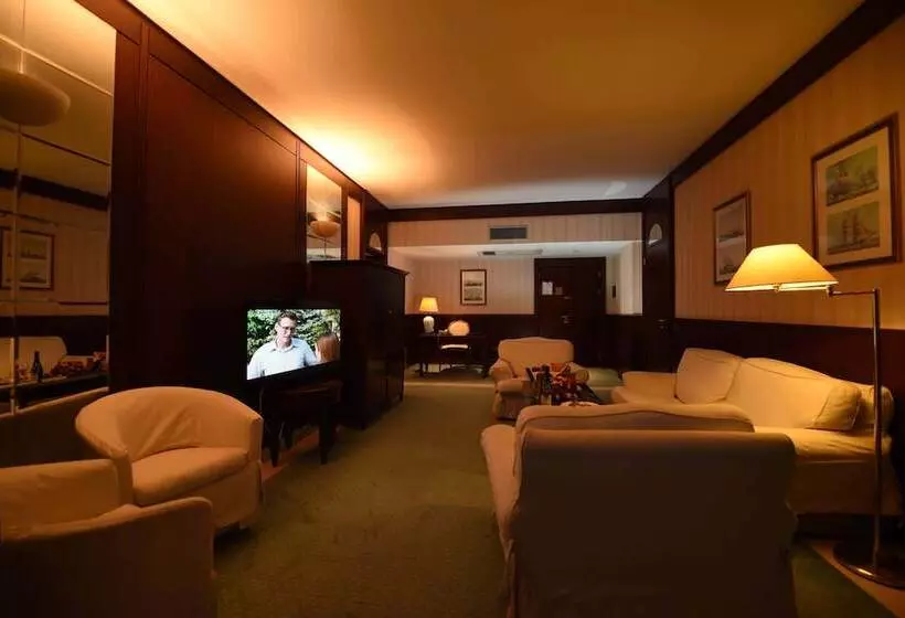 هتل Asmara Palace