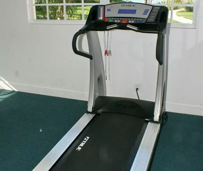 هتل Bahama Beach Club Resort