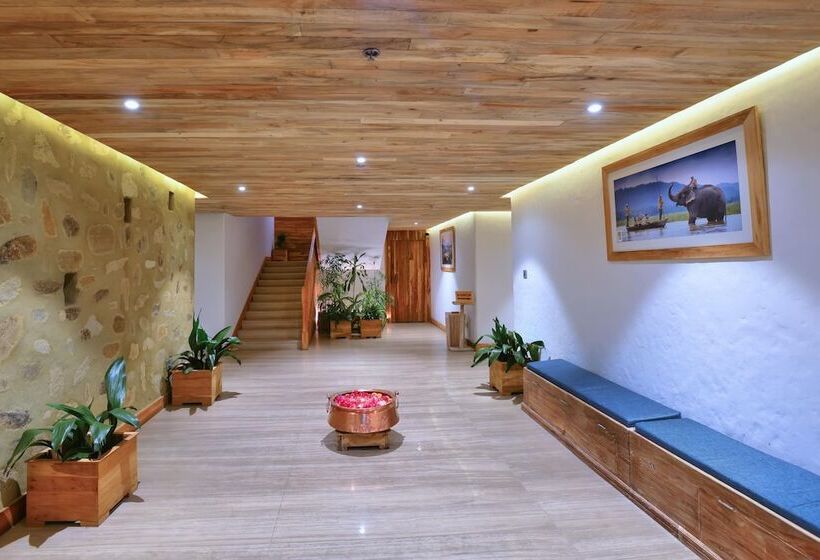 هتل Barahi Pokhara